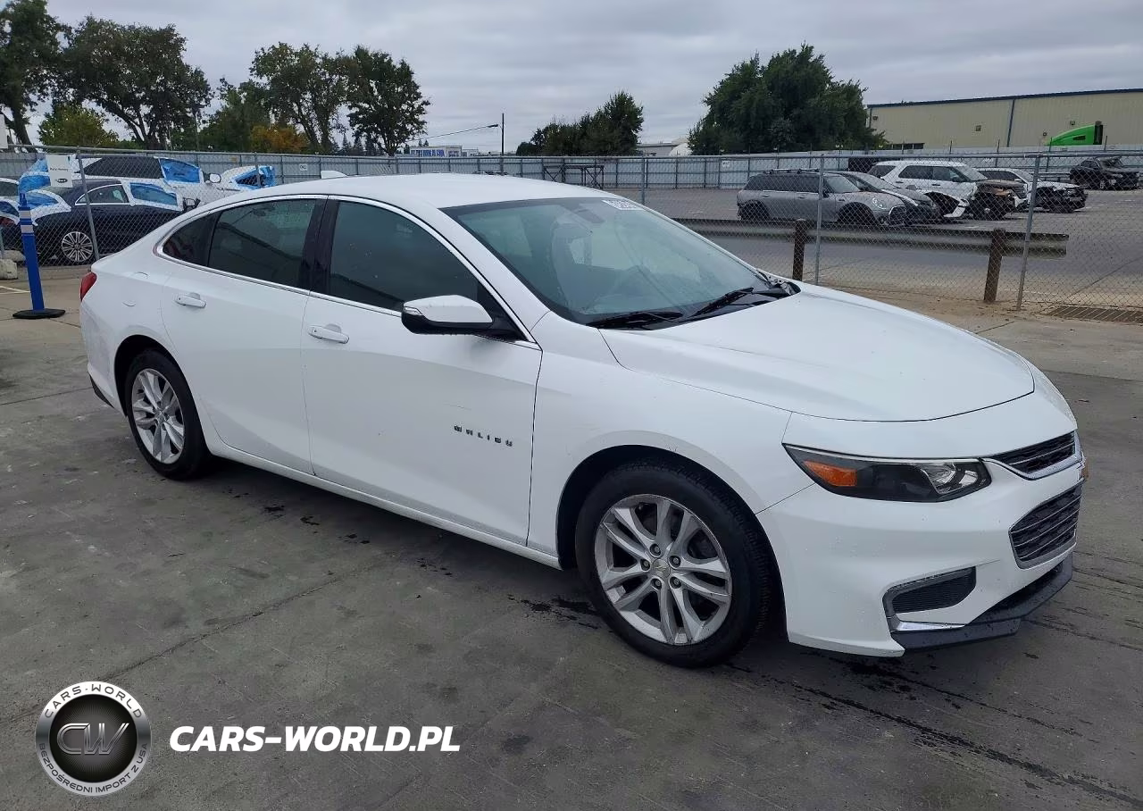 2016 Chevrolet Malibu Lt VIN:1G1ZE5ST8GF306246 - 4