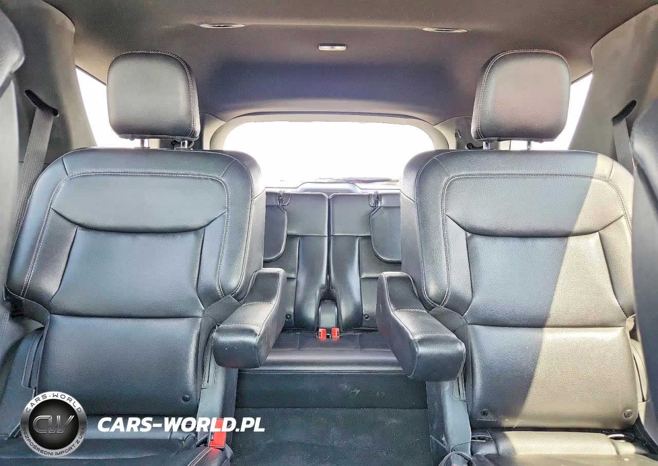 2020 Ford Explorer Xlt VIN:1FMSK8DH2LGB21590 - 10