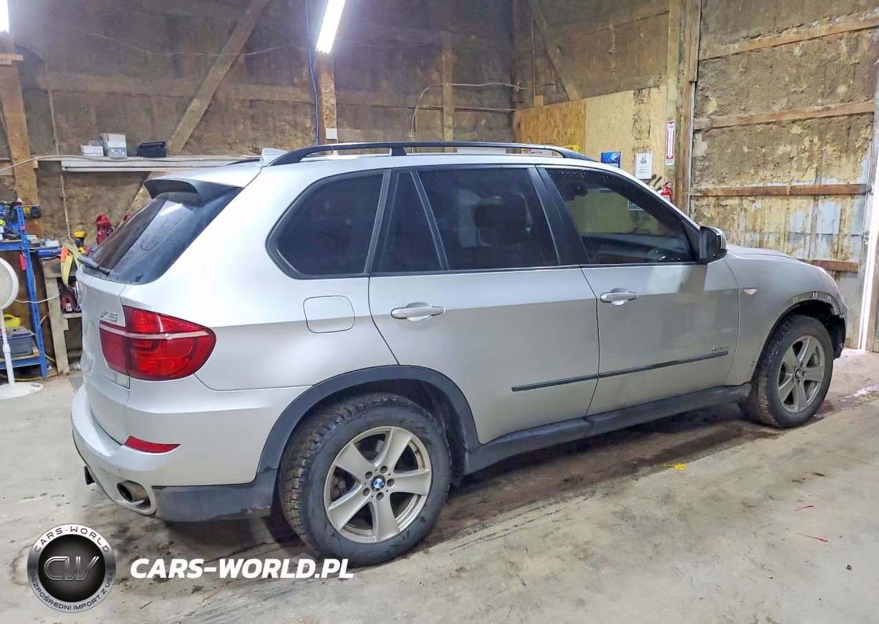 2012 BMW X5 xDrive35I VIN:5UXZV4C54CL991129 - 3