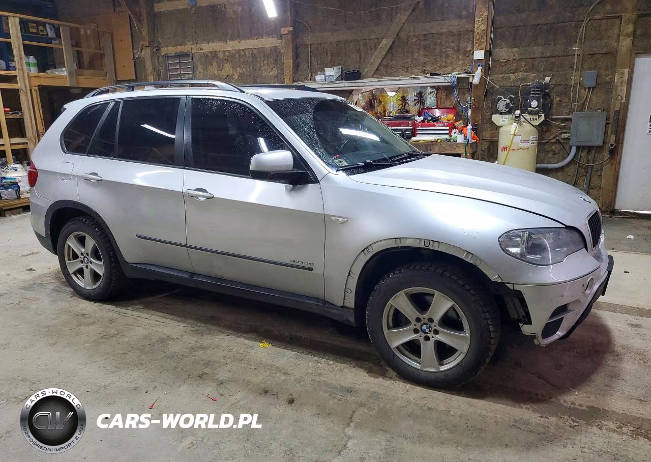 2012 BMW X5 xDrive35I VIN:5UXZV4C54CL991129 - 4