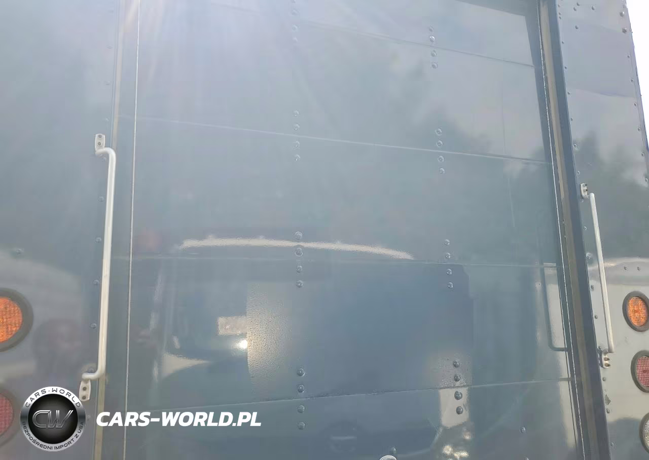 2020 Ford F59 Delivery Truck VIN:1F65F5KN7L0A01888 - 10
