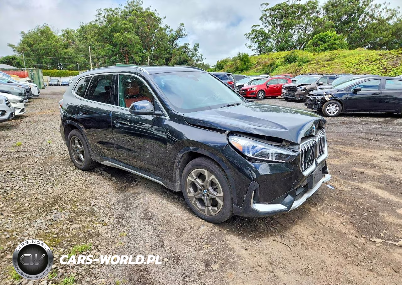 2025 BMW X1 xDrive28I VIN:WBX73EF0XS5245925 - 4