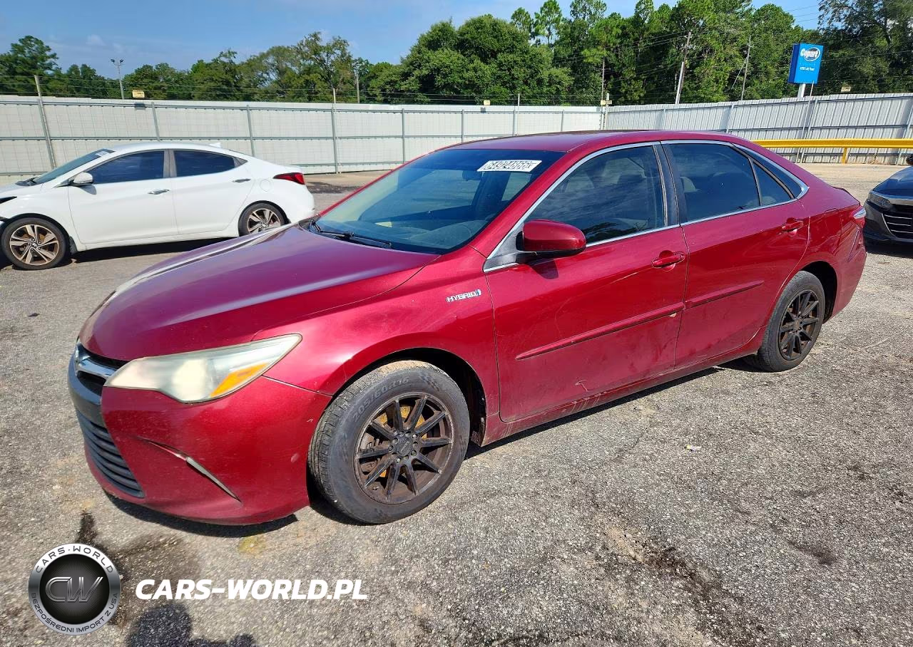 2015 Toyota Camry Hybrid Le