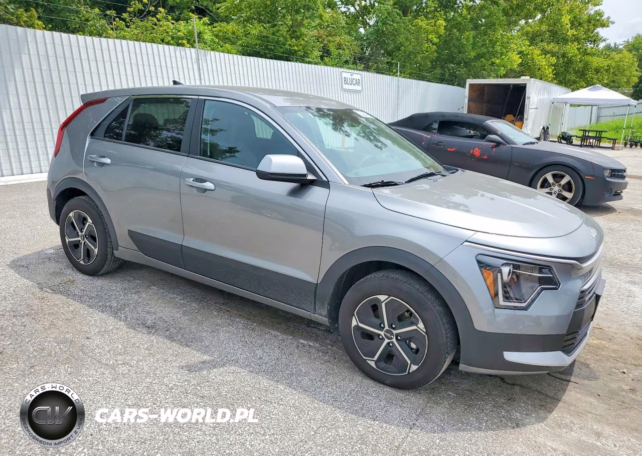 2026 Kia Niro Lx VIN:KNDCP3LE0T5318130 - 4