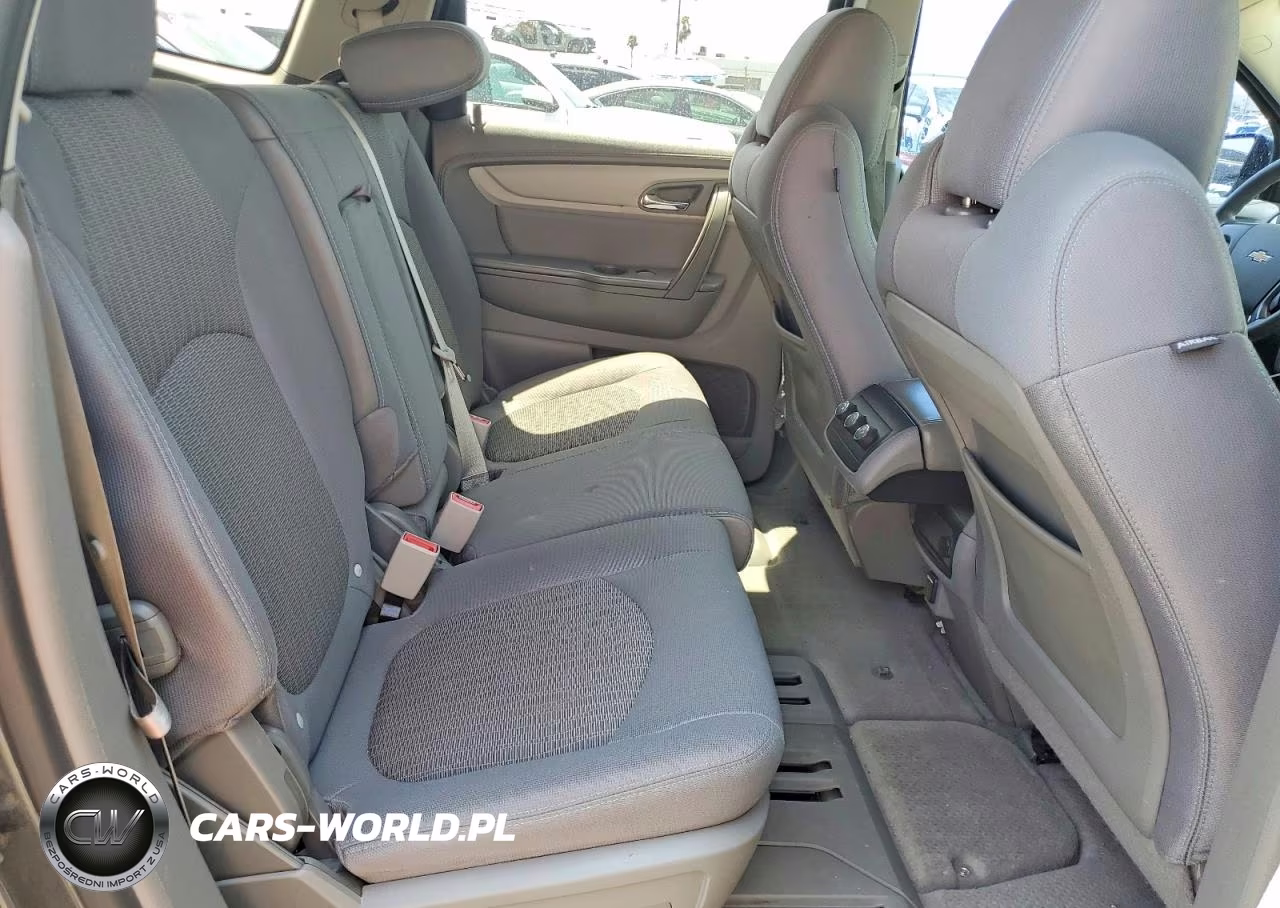 2014 Chevrolet Traverse Ls VIN:1GNKRFKD7EJ214428 - 10