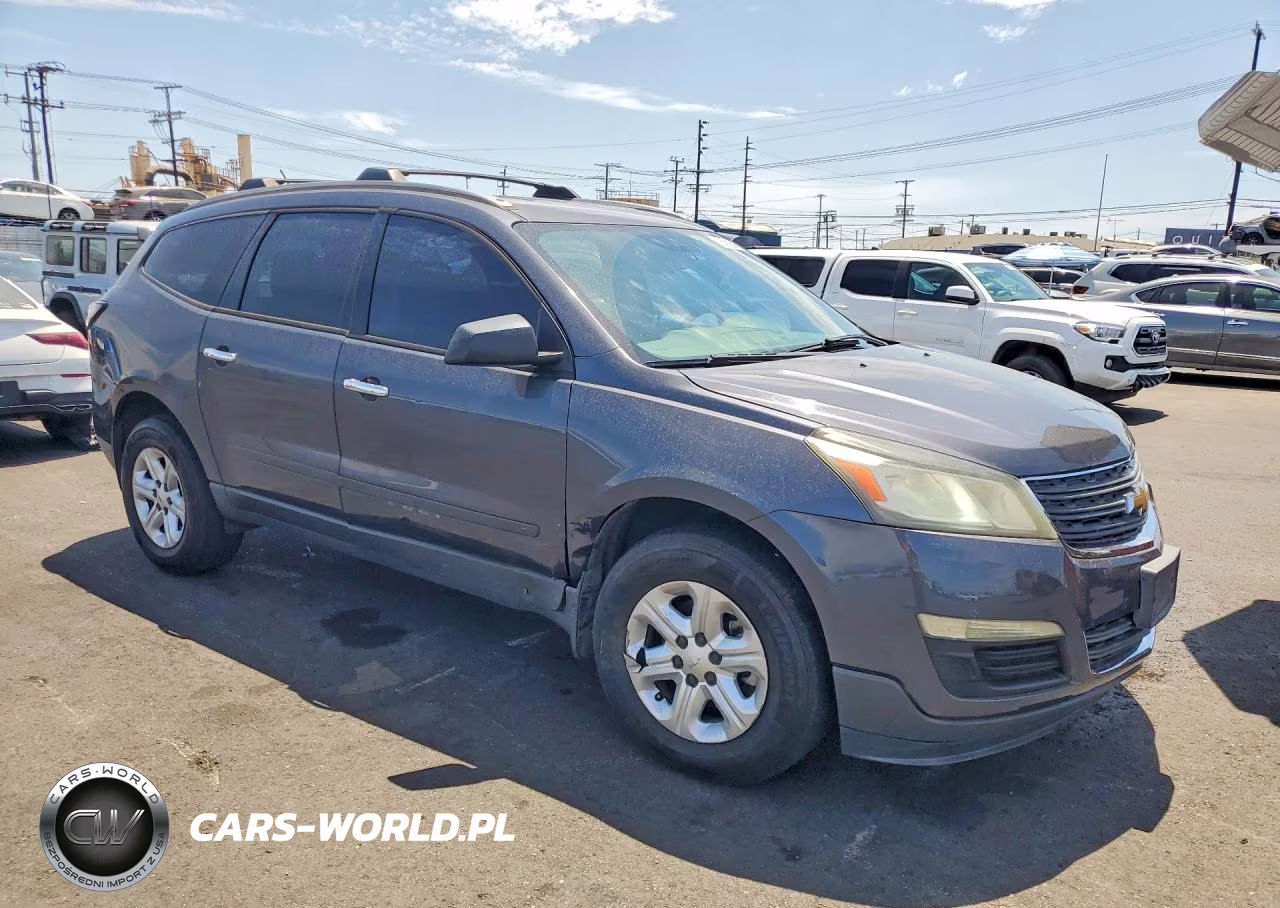 2014 Chevrolet Traverse Ls VIN:1GNKRFKD7EJ214428 - 4