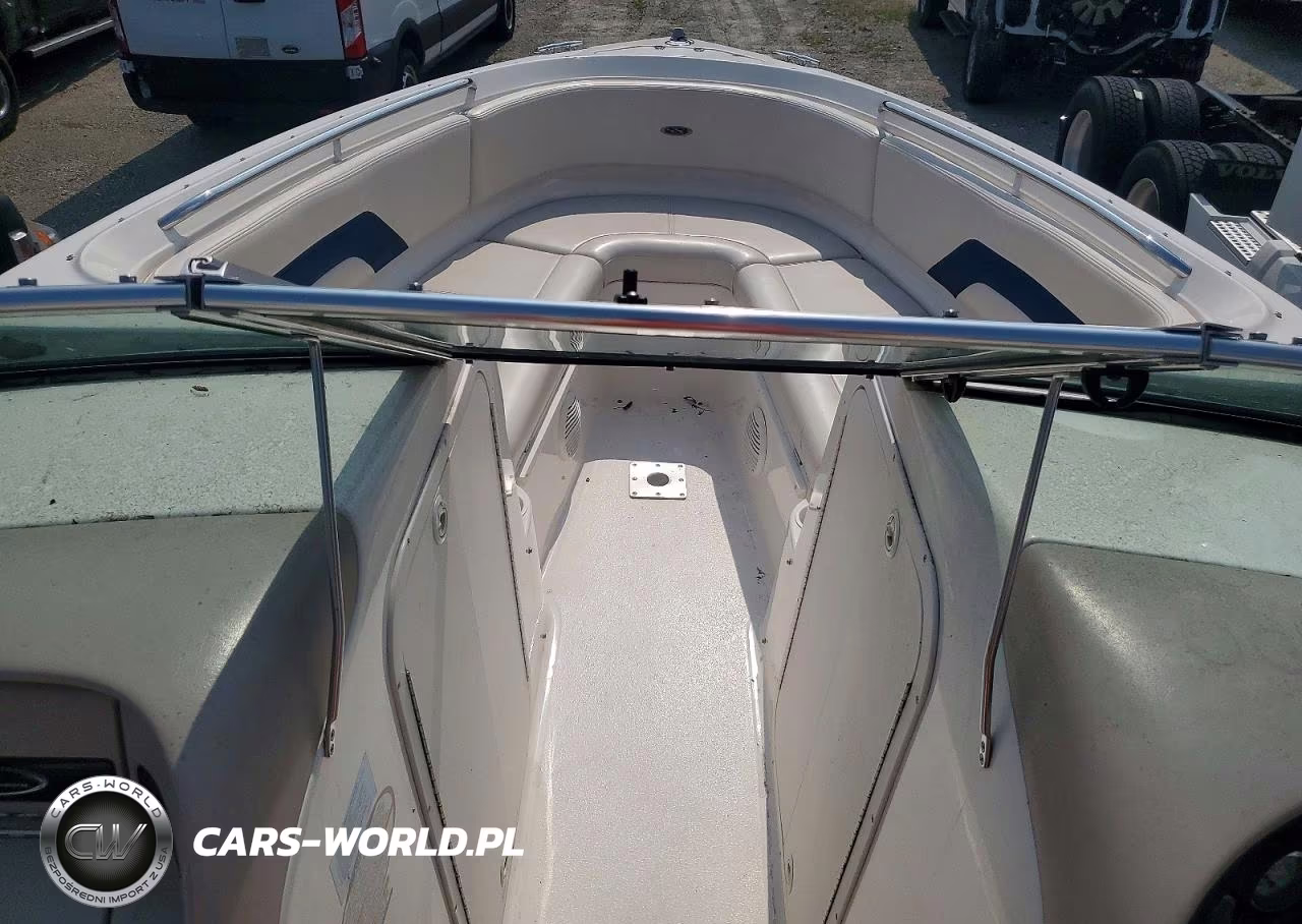 2000 Chaparral Boat VIN:FGBG3241B000 - 5