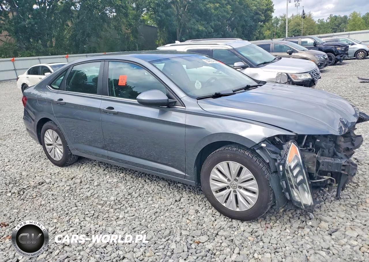 2019 Volkswagen Jetta S VIN:3VWC57BU4KM150875 - 4