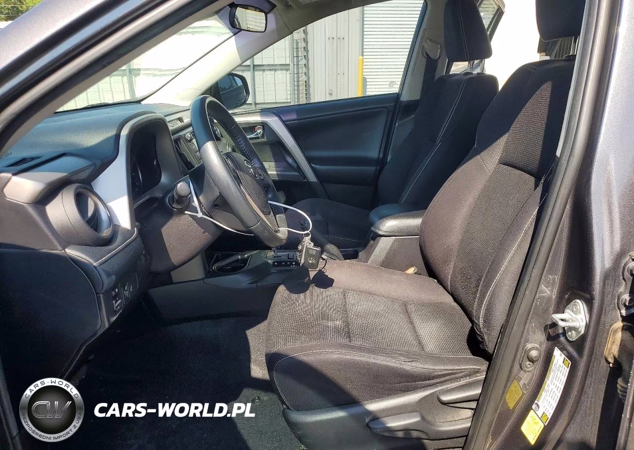 2018 Toyota Rav4 Xle VIN:2T3WFREV1JW443854 - 7