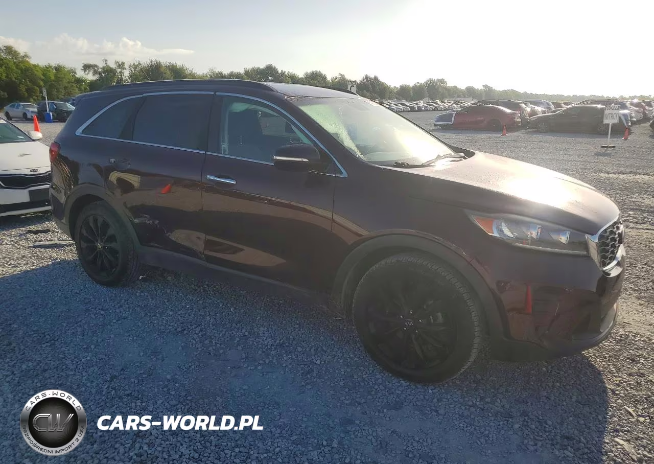 2019 Kia Sorento S V6 VIN:5XYPG4A51KG586152 - 4