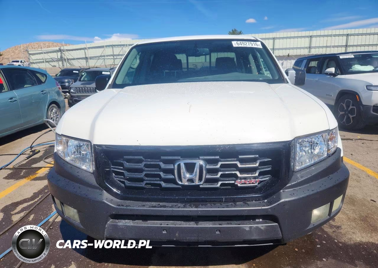 2014 Honda Ridgeline Sport VIN:5FPYK1F73EB009427 - 5