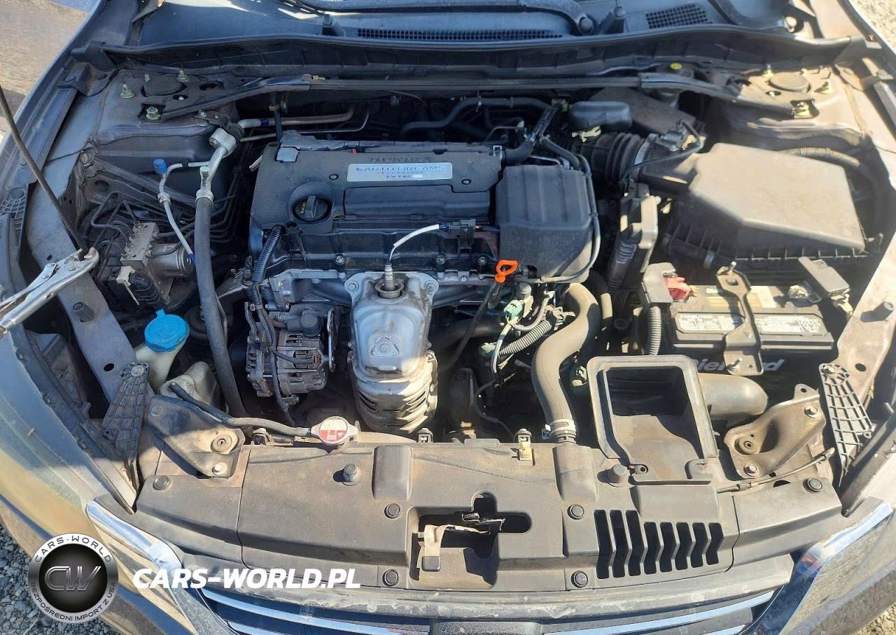 2015 Honda Accord Sport VIN:1HGCR2F53FA111096 - 11