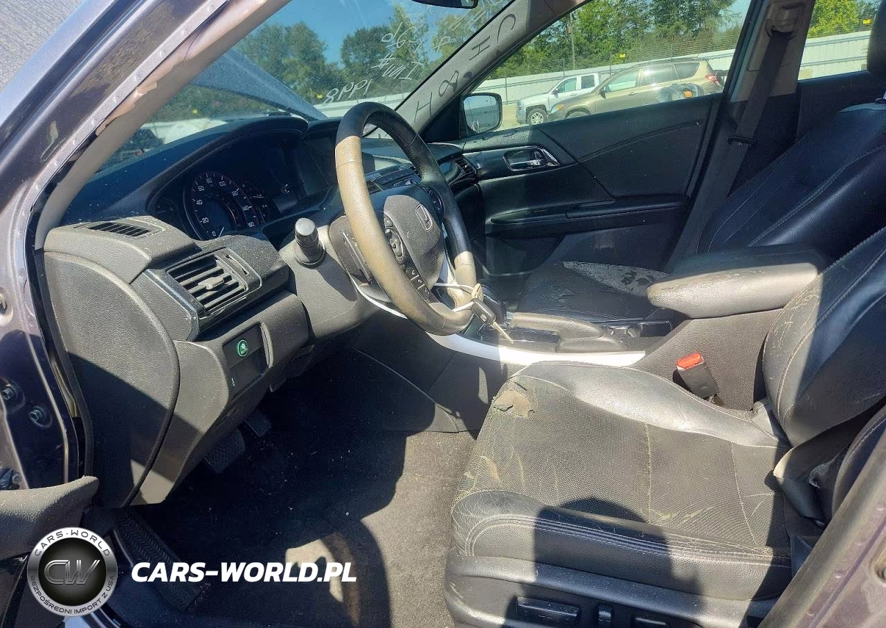 2015 Honda Accord Sport VIN:1HGCR2F53FA111096 - 7