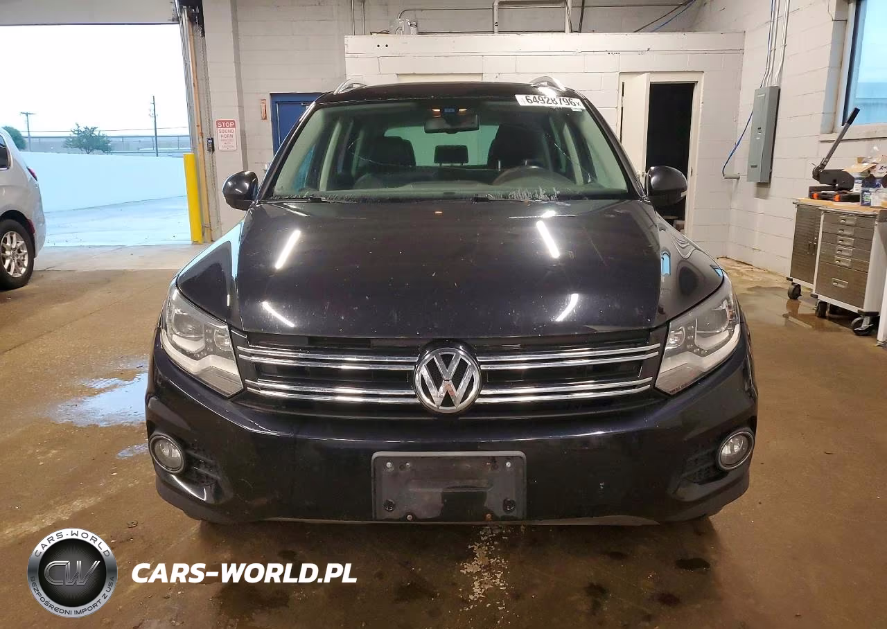 2017 Volkswagen Tiguan Sport VIN:WVGUV7AXXHK021294 - 5