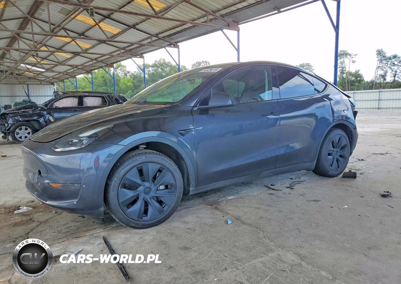 2024 Tesla Model Y VIN:7SAYGDED2RA327662 - 1