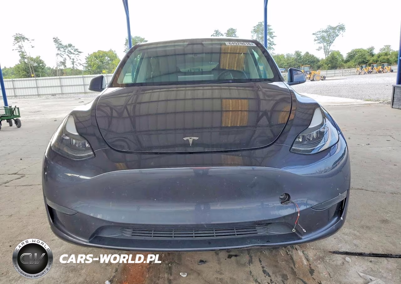 2024 Tesla Model Y VIN:7SAYGDED2RA327662 - 5
