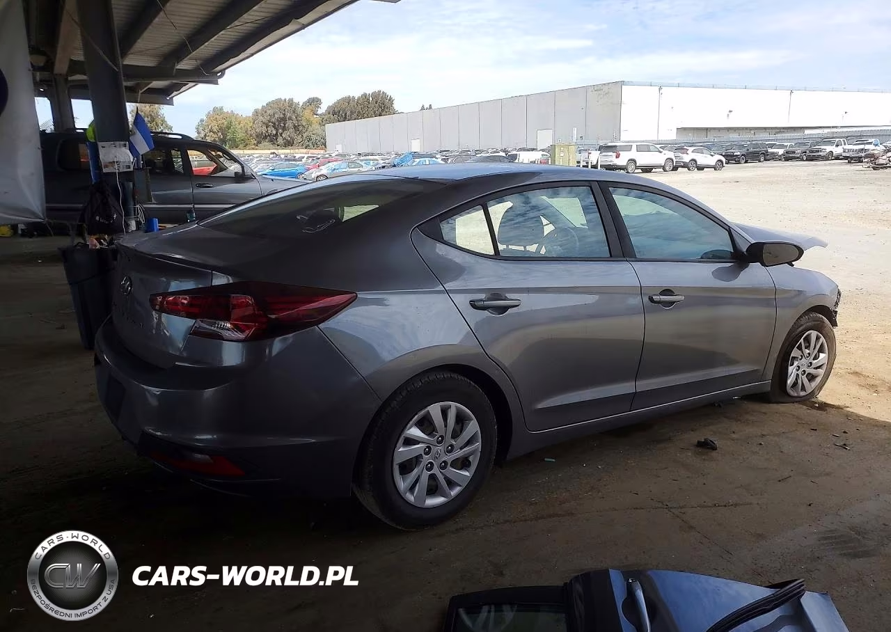 2019 Hyundai Elantra Se VIN:5NPD74LF4KH495135 - 3