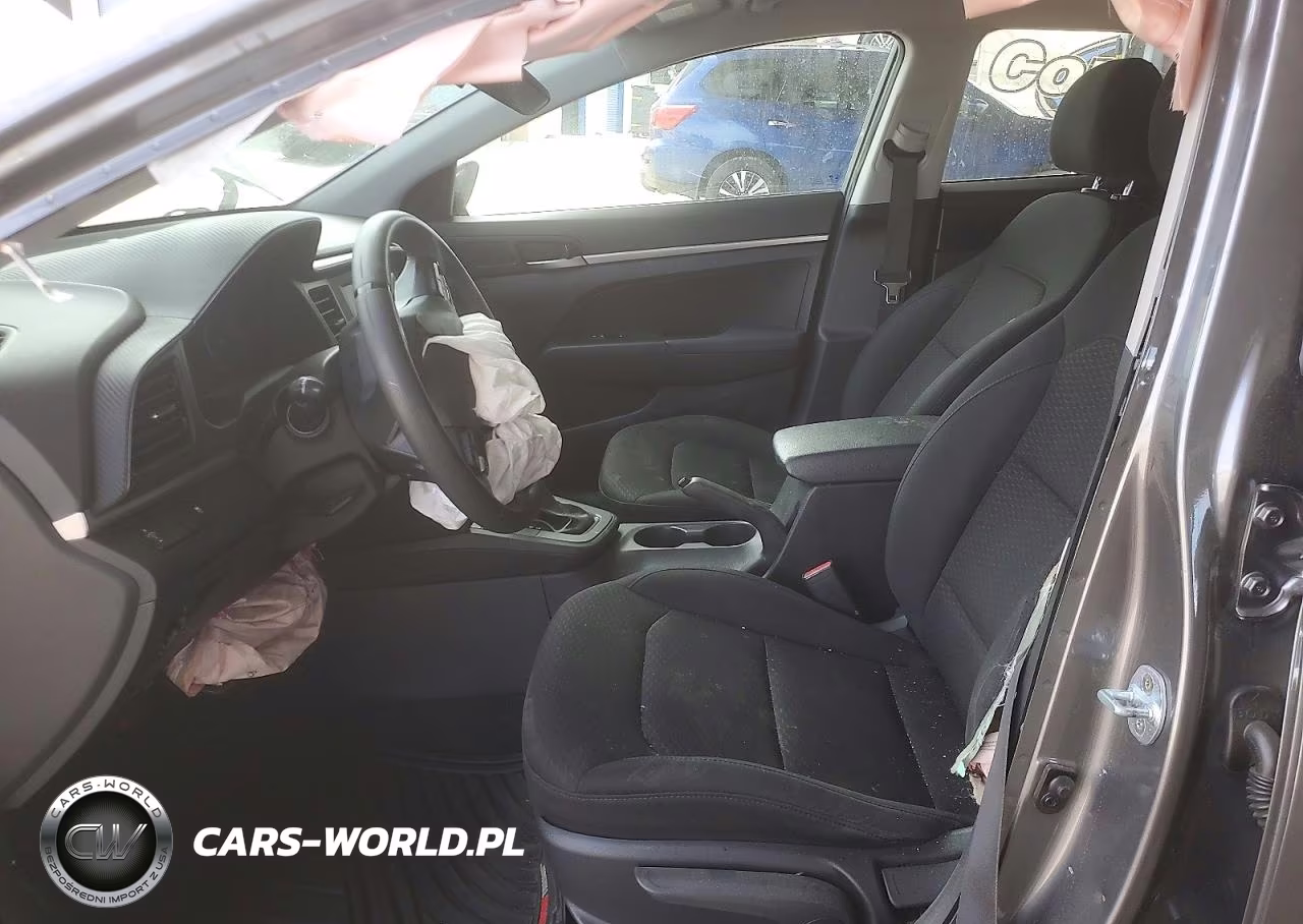 2019 Hyundai Elantra Se VIN:5NPD74LF4KH495135 - 7