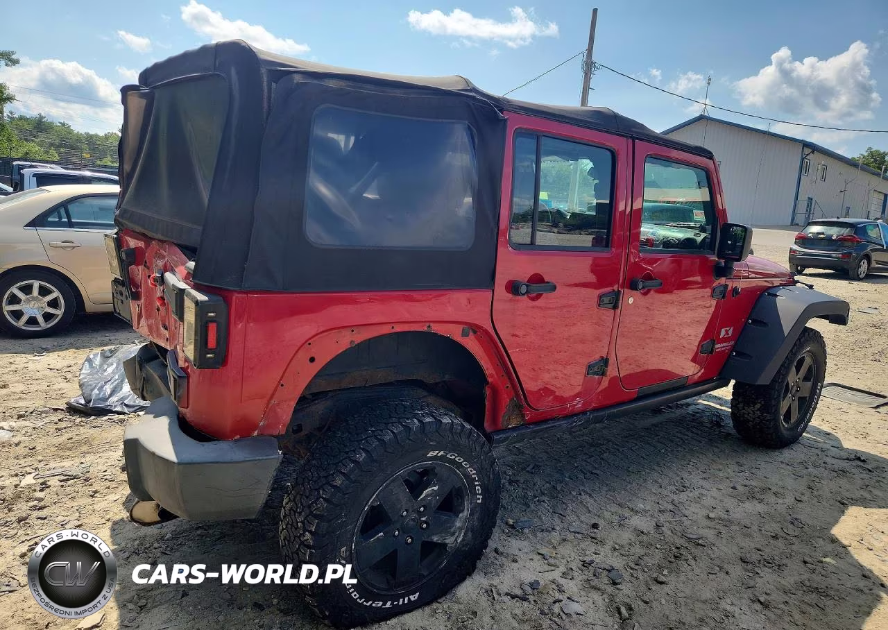 2008 Jeep Wrangler Unlimited X VIN:1J4GA391X8L644280 - 3