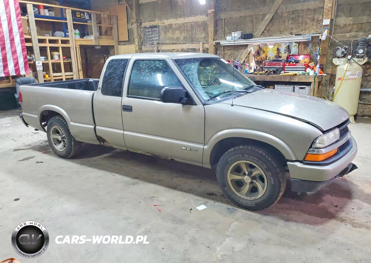 2002 Chevrolet S Truck S10 VIN:1GCCS195128213409 - 4