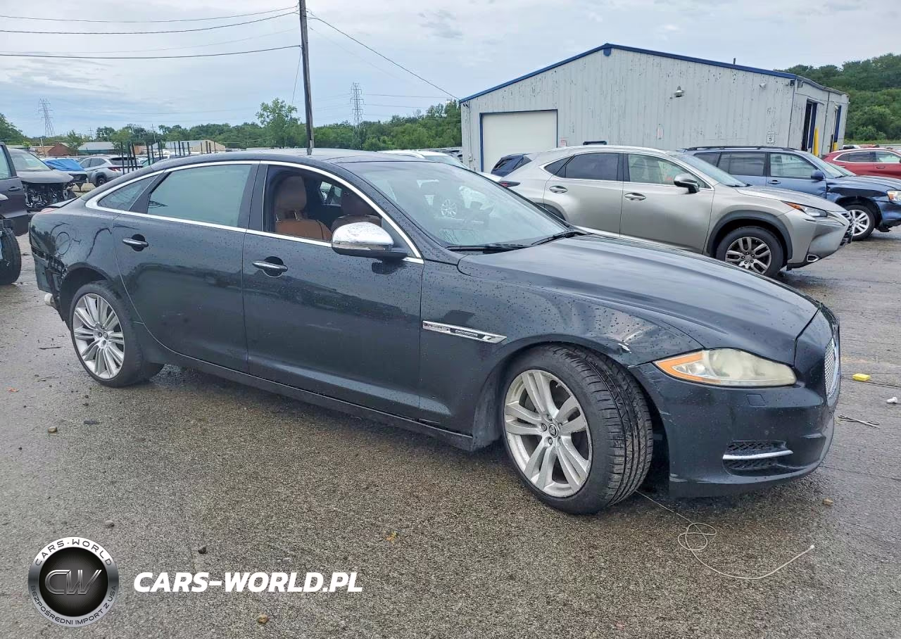 2014 Jaguar Xjl Supercharged VIN:SAJWA2GT3EMV66206 - 4