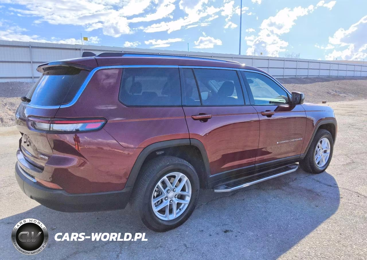 2024 Jeep Grand Cherokee L Laredo VIN:1C4RJKAG7R8921996 - 3