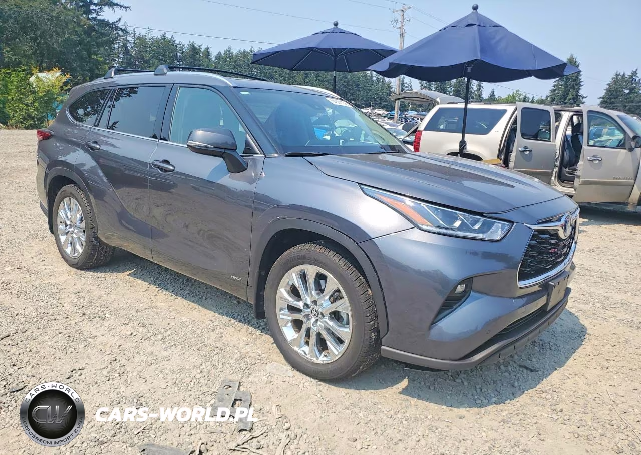 2023 Toyota Highlander Hybrid Limited VIN:5TDXBRCH7PS579090 - 4