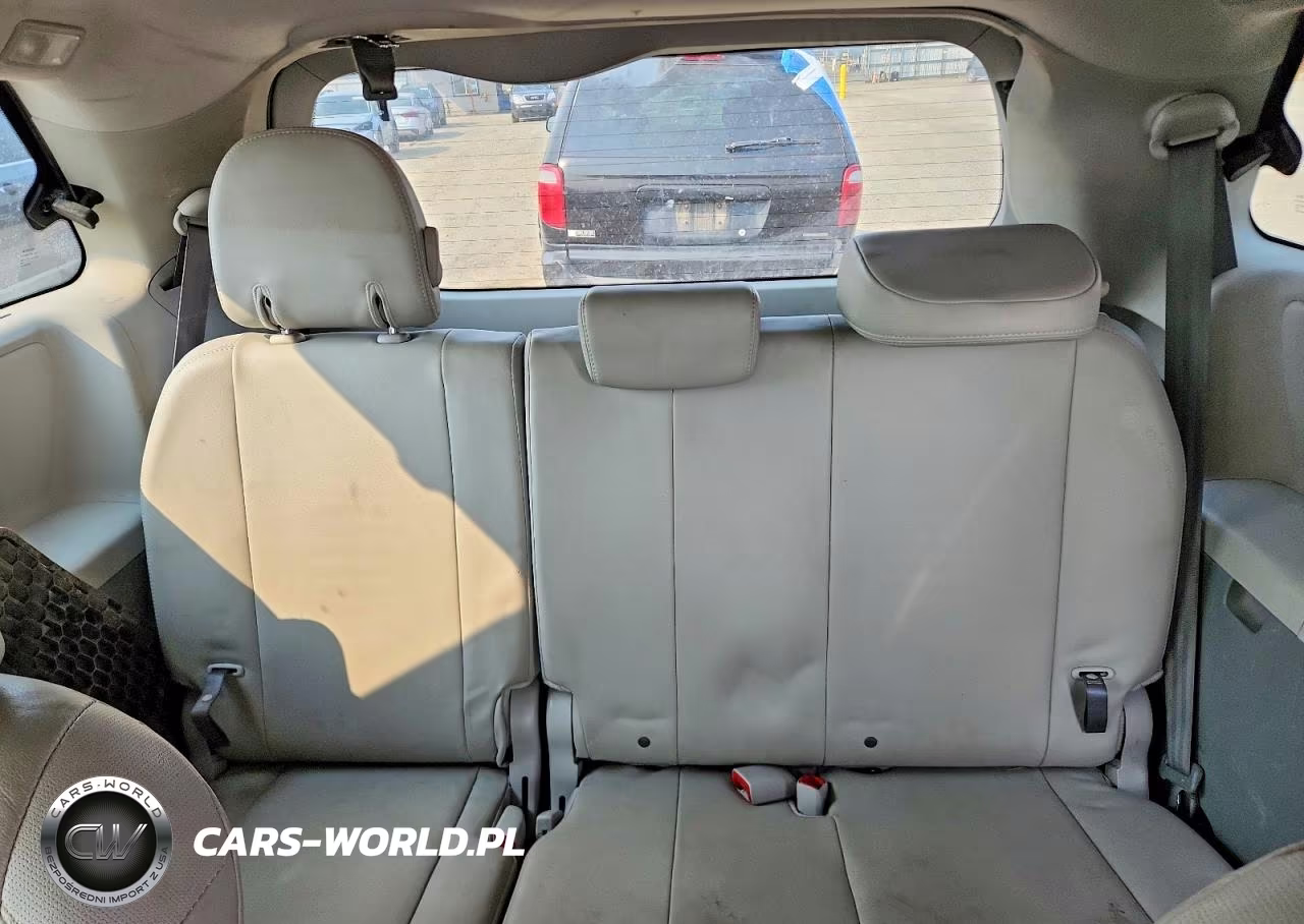 2013 Toyota Sienna Xle 7-Passenger VIN:5TDDK3DC9DS066647 - 10