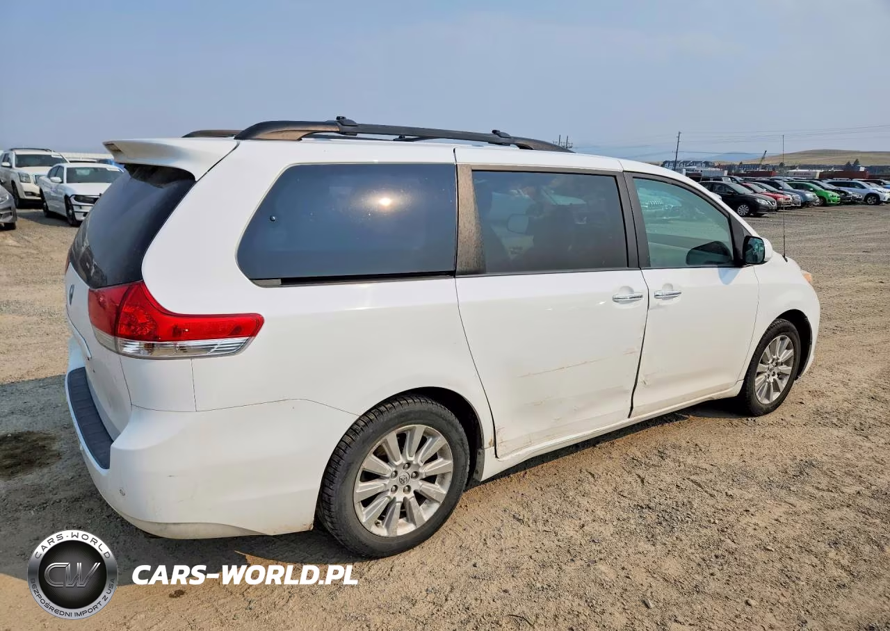 2013 Toyota Sienna Xle 7-Passenger VIN:5TDDK3DC9DS066647 - 3