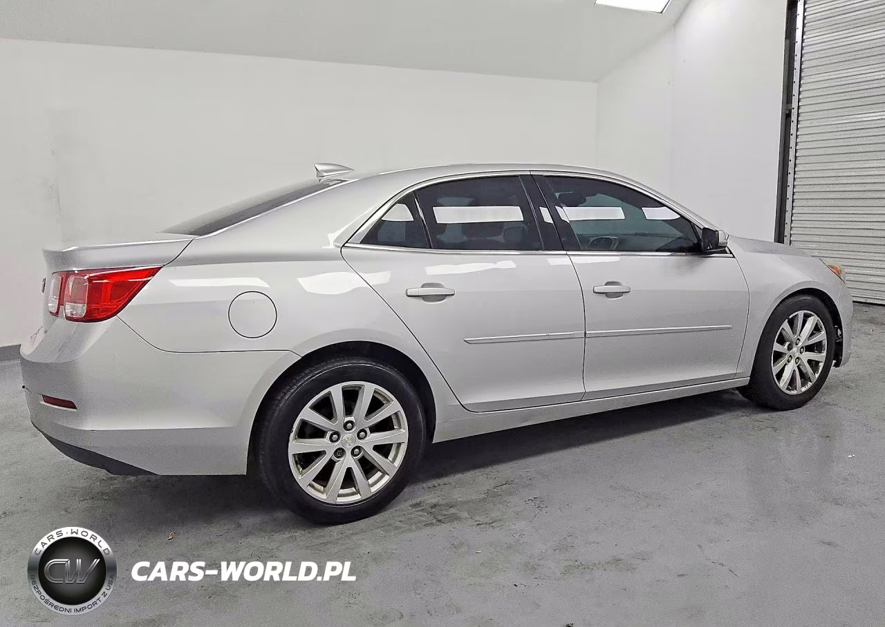 2015 Chevrolet Malibu 2Lt VIN:1G11D5SL2FF315670 - 3