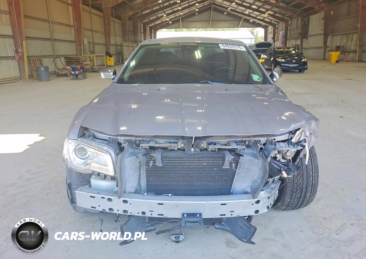2017 Chrysler 300C VIN:2C3CCAEG9HH570297 - 5