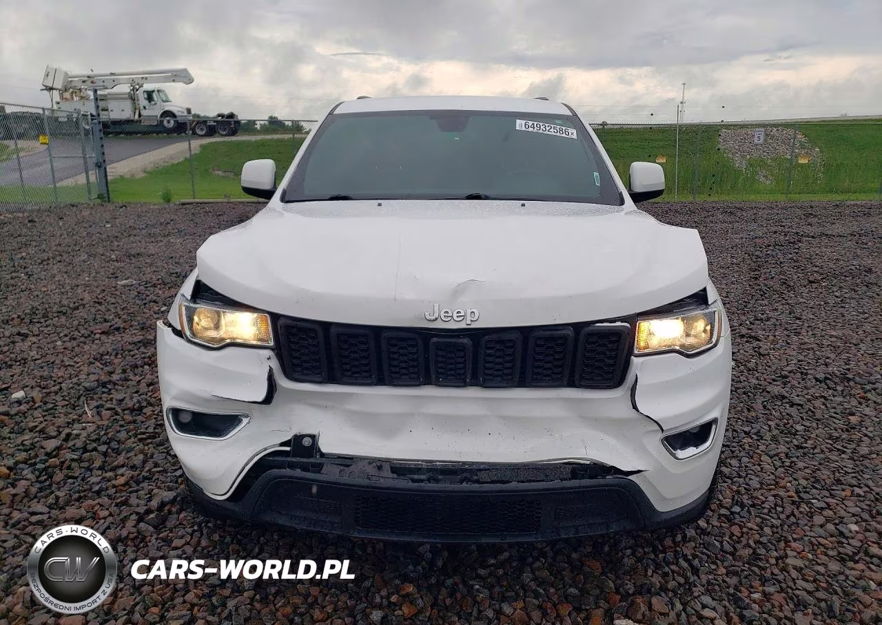2019 Jeep Grand Cherokee Laredo VIN:1C4RJEAG0KC681064 - 5