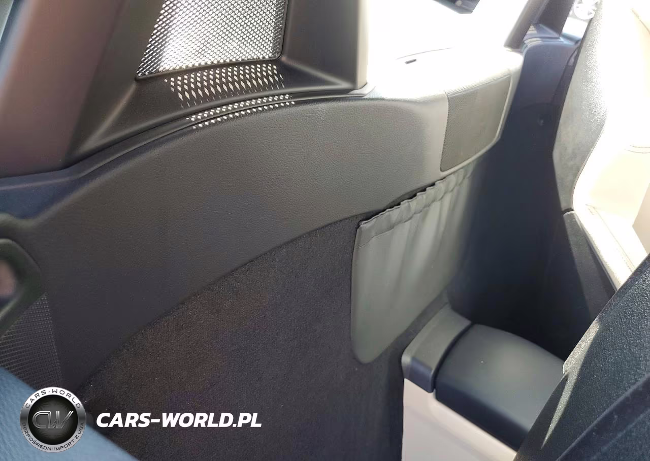 2020 Mercedes-Benz Slc 300 VIN:WDDPK3JA7LF166198 - 10