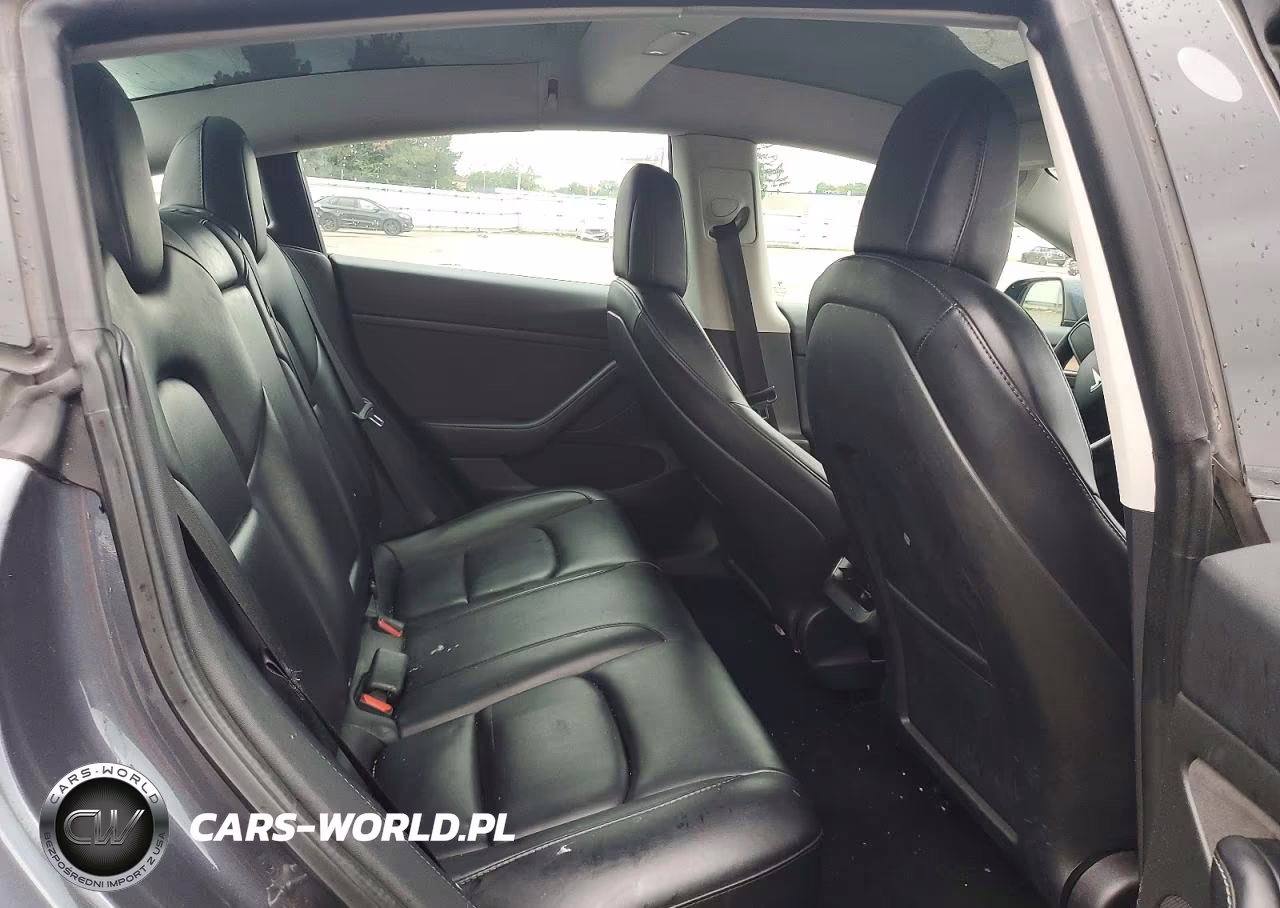 2022 Tesla Model 3 VIN:5YJ3E1EA0NF184743 - 10