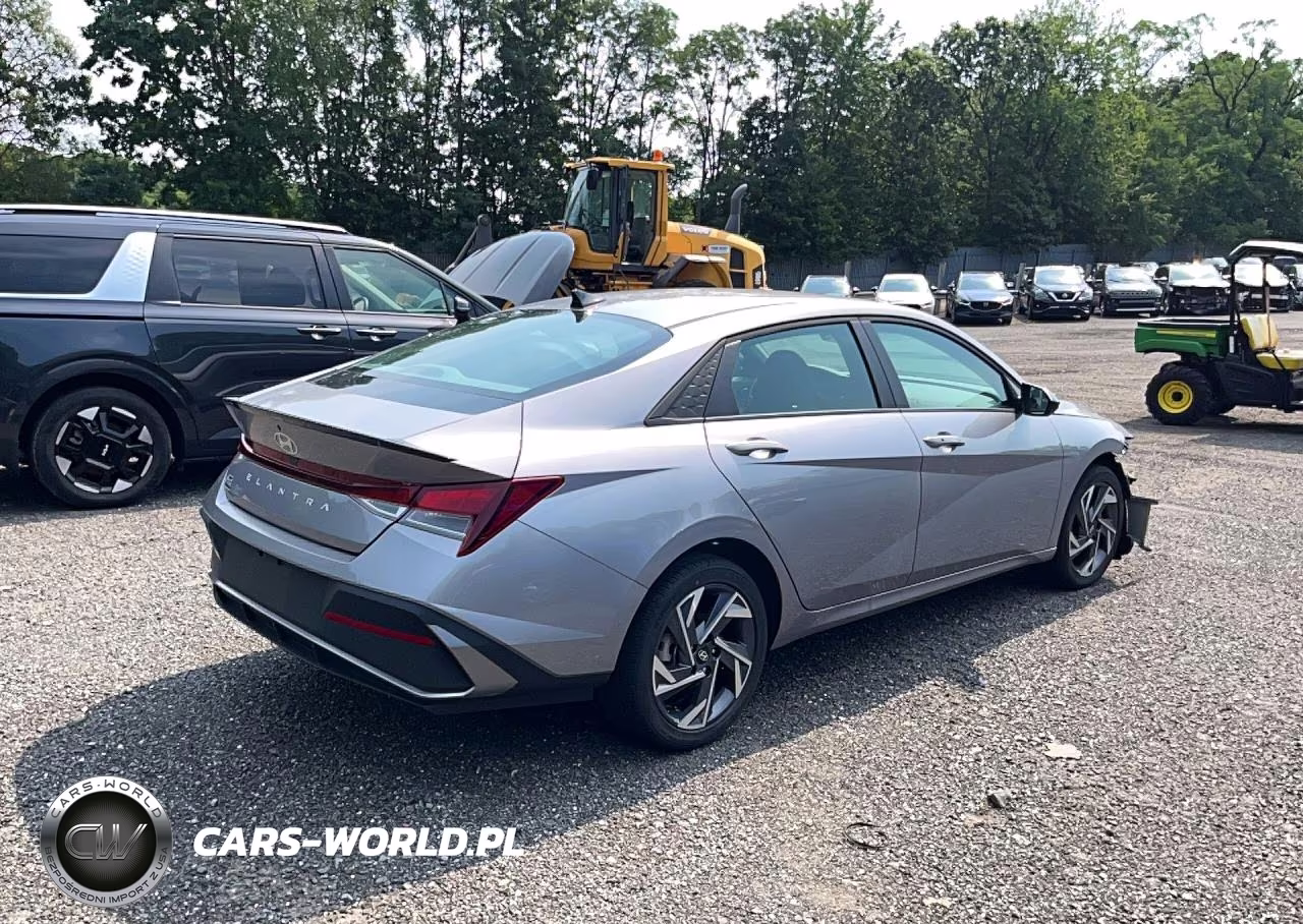 2025 Hyundai Elantra Sel Sport VIN:KMHLM4DG0SU094579 - 4