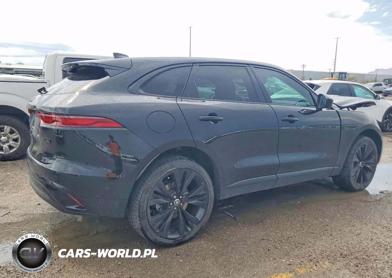 2026 Jaguar F-Pace R-Dynamic S VIN:SADCT2EX3TA758603 - 3