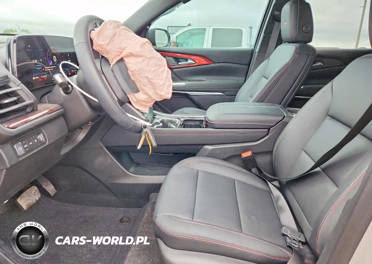 2026 Chevrolet Traverse Z71 VIN:1GNEVJKS5TJ289930 - 7