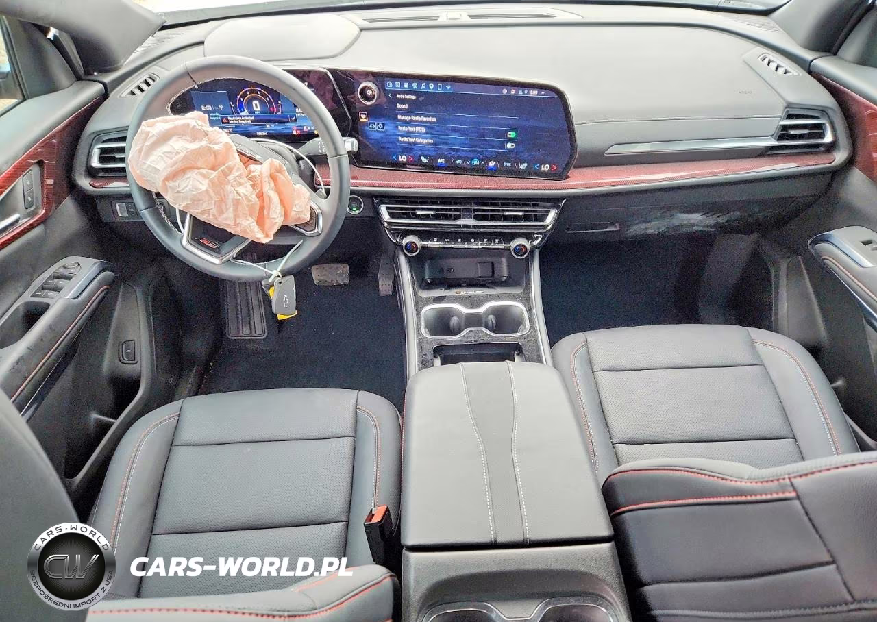 2026 Chevrolet Traverse Z71 VIN:1GNEVJKS5TJ289930 - 8