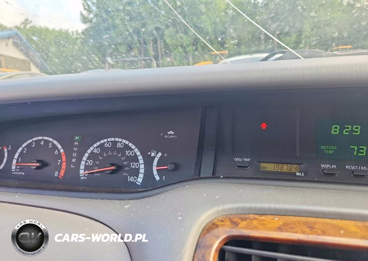 2002 Toyota Avalon Xls VIN:4T1BF28B42U235789 - 9