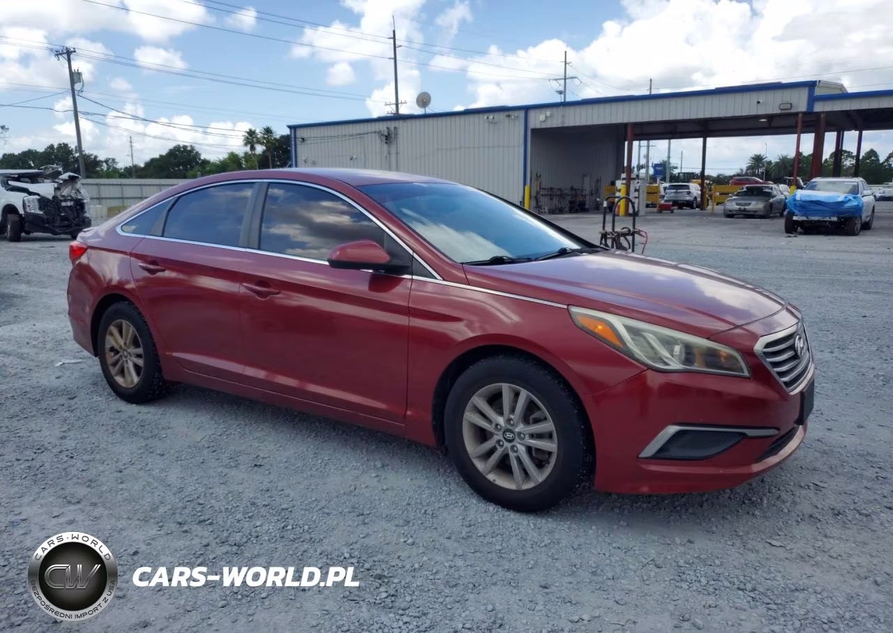 2016 Hyundai Sonata Se VIN:5NPE24AF0GH334195 - 4