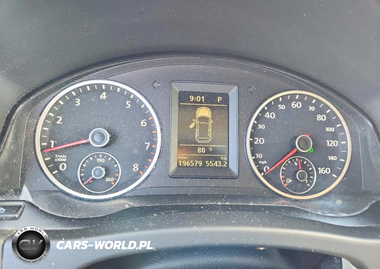 2012 Volkswagen Tiguan S VIN:WVGAV7AXXCW609779 - 9