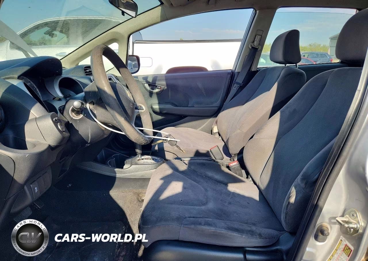 2013 Honda Fit VIN:JHMGE8H35DC037755 - 7