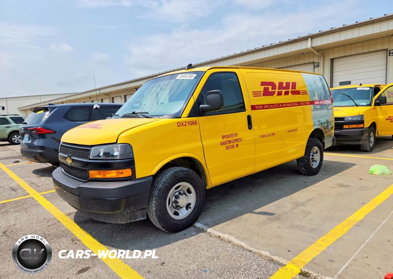 2021 Chevrolet Express G2500 – zdjęcie 1 z 13