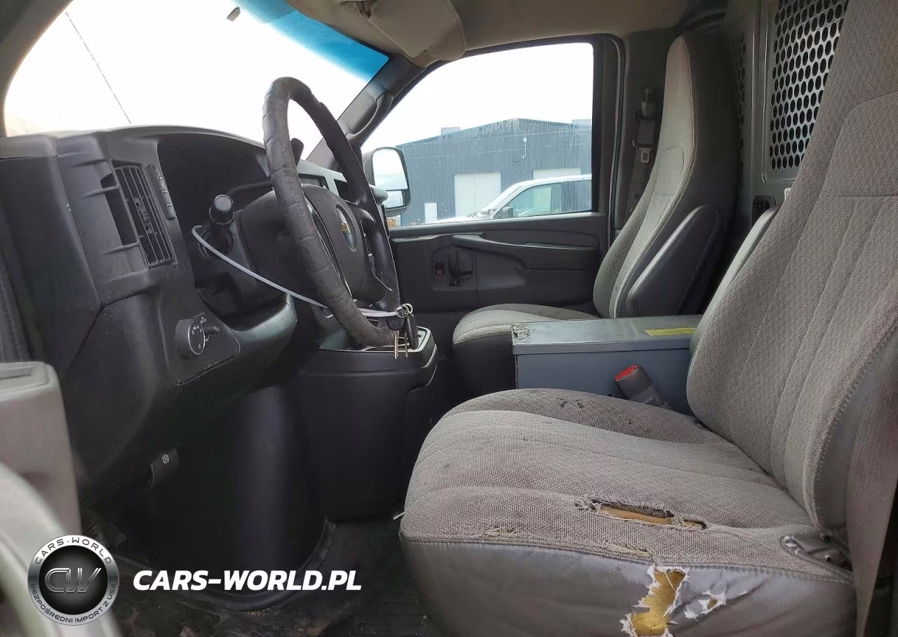 2012 Chevrolet Express G2500 VIN:1GCWGFBG4C1153563 - 7