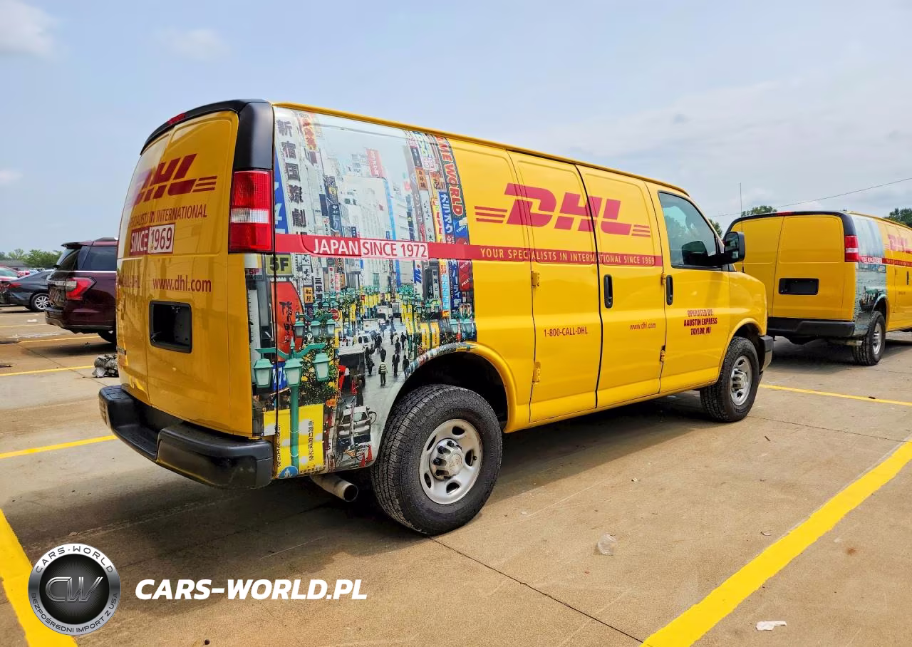 2020 Chevrolet Express G2500 VIN:1GCWGAFP4L1156993 - 3