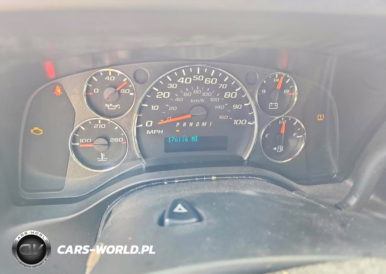 2020 Chevrolet Express G2500 VIN:1GCWGAFP4L1156993 - 9