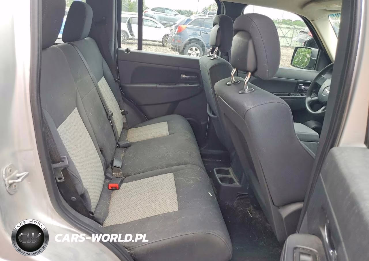 2010 Jeep Liberty Sport VIN:1J4PN2GK1AW104184 - 11
