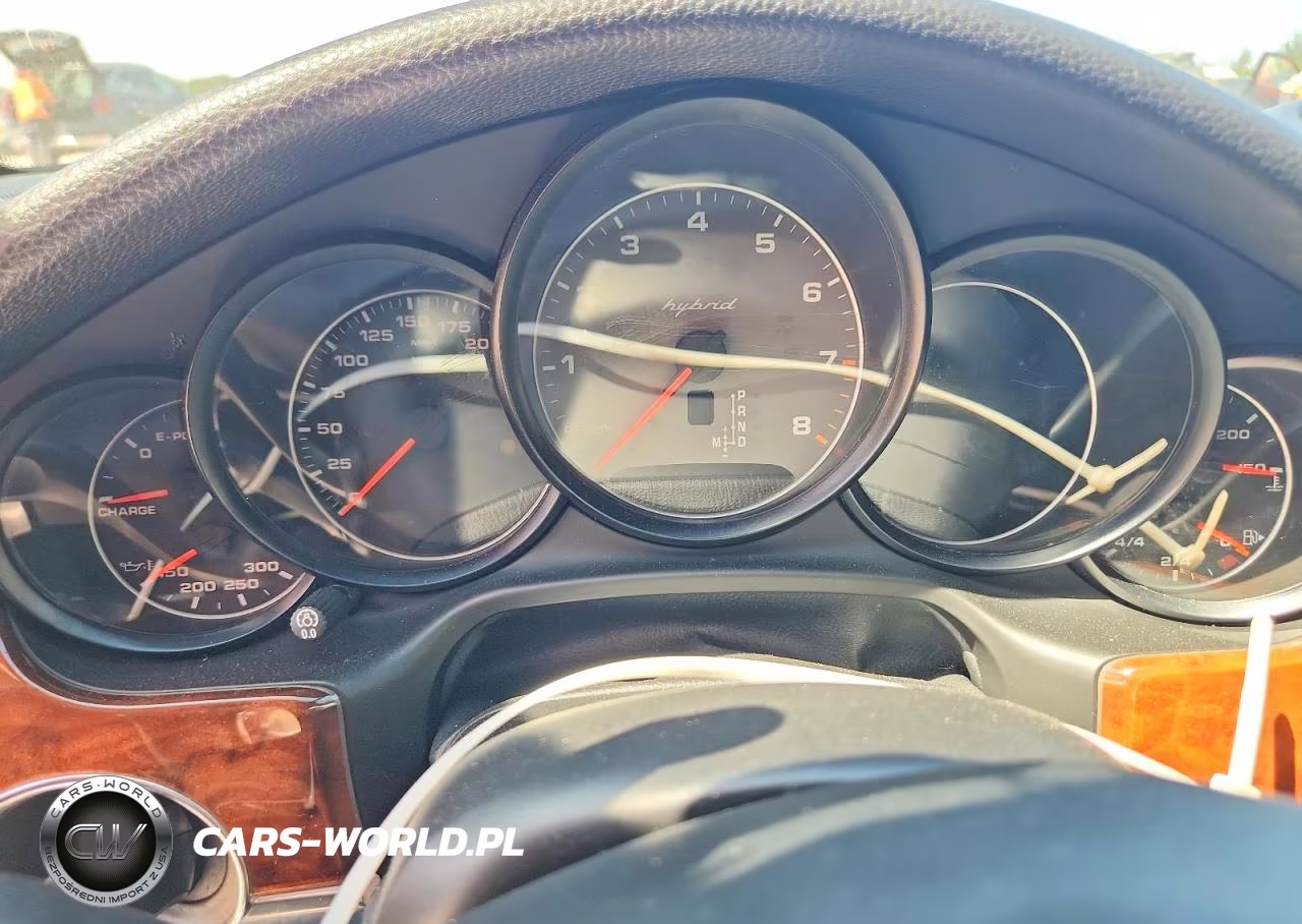2013 Porsche Panamera S Hybrid VIN:WP0AD2A74DL045303 - 9