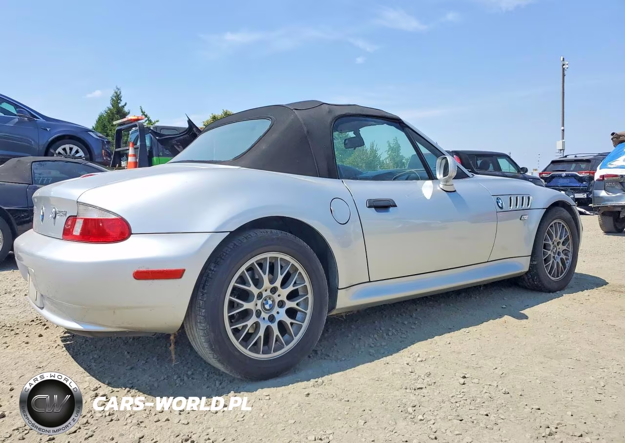 2002 BMW Z3 2.5 VIN:4USCN334X2LK52140 - 3