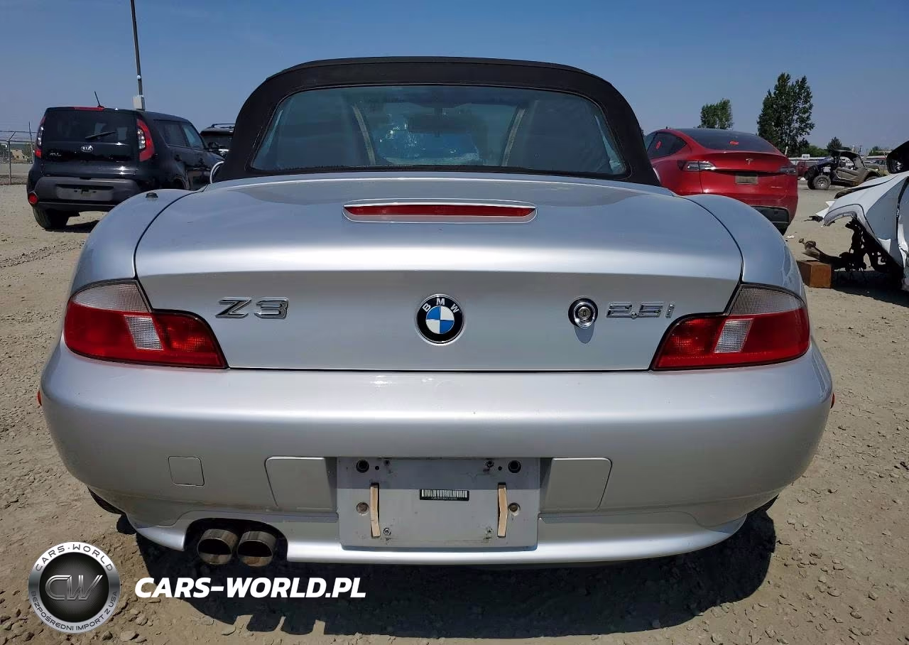 2002 BMW Z3 2.5 VIN:4USCN334X2LK52140 - 6